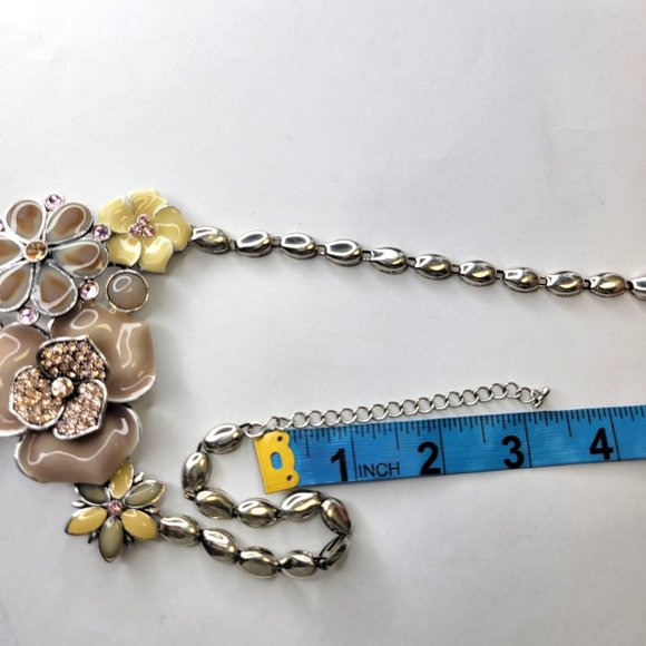 Floral Necklace Enamel Statement Necklace and Earrings Set - Picture 11 of 14